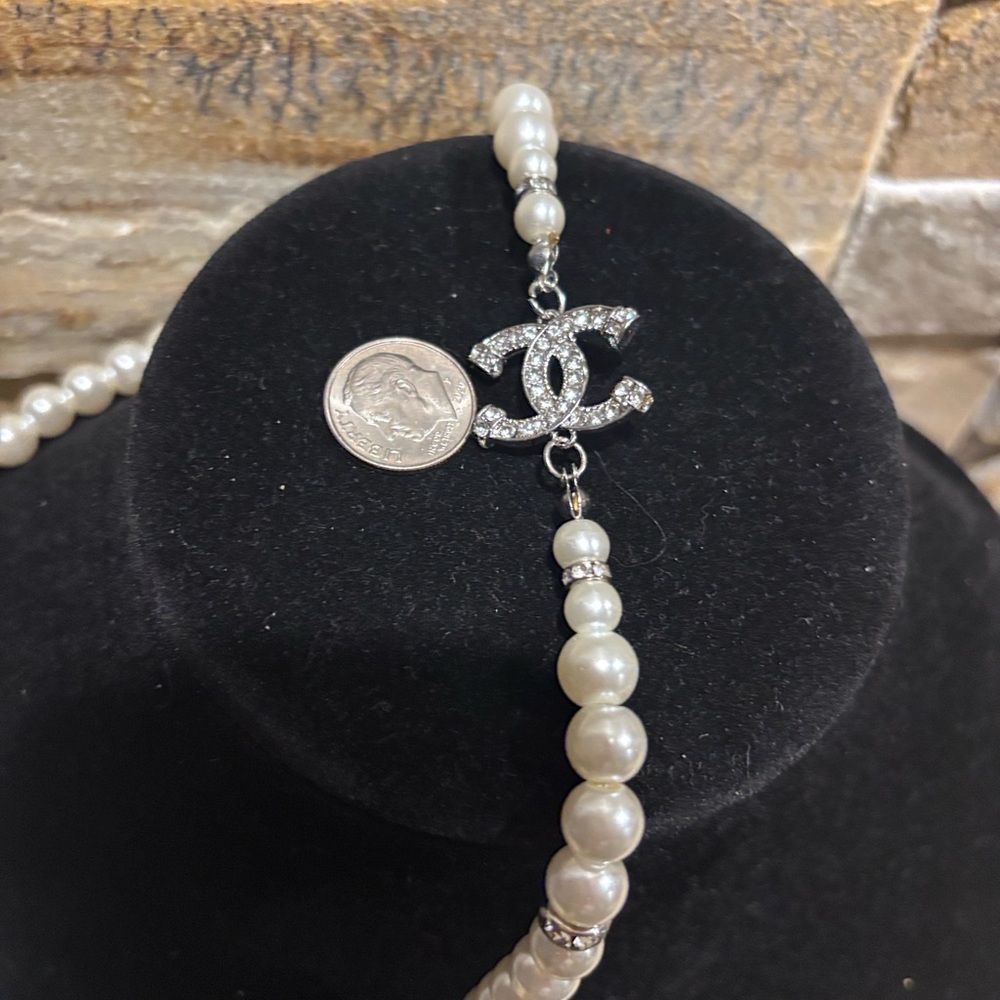 Elegant Pearl Necklace with Silver CC accent charms - Picture 7 of 7